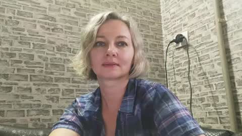 edithmanning online show from December 12, 10:45 am