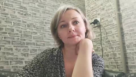 edithmanning online show from December 13, 10:19 am