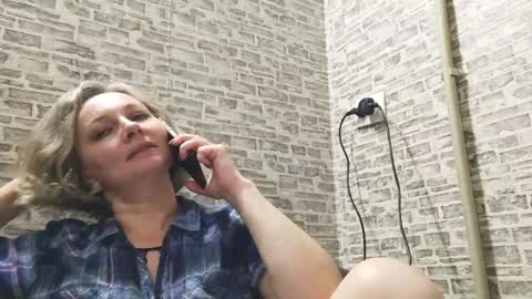 edithmanning online show from January 10, 6:17 pm