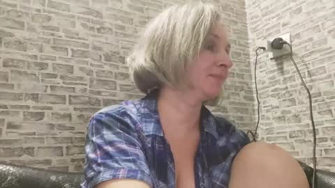 edithmanning online show from January 20, 5:27 pm