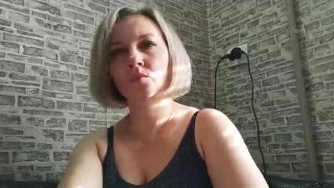 edithmanning online show from January 29, 7:57 am