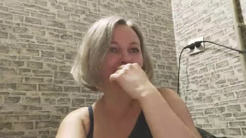 edithmanning online show from February 5, 2:48 pm