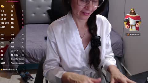 Snapshot of edixann_more chatting on February 5, 9:36 am Eddye online show from February 5, 9:36 am