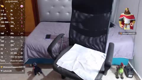 Snapshot of edixann_more chatting on February 13, 12:21 pm Eddye online show from February 13, 12:21 pm
