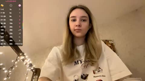 Dana online show from October 1, 3:51 pm