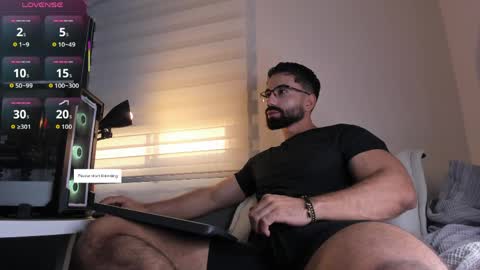 edrick online show from May 7, 11:15 am