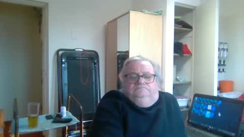 edst65 online show from January 22, 1:32 pm