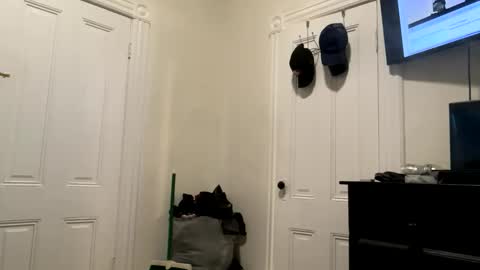 Snapshot of edvmendez1766 chatting on November 13, 12:09 am edvmendez1766 online show from November 13, 12:09 am