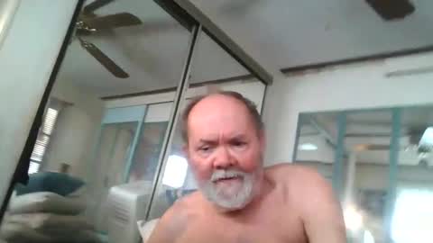 Snapshot of edwalters chatting on February 26, 4:24 pm Eddie online show from February 26, 4:24 pm