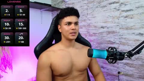 EDWARD CLARCK online show from January 6, 8:50 pm