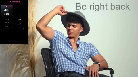 EDWARD CLARCK online show from February 25, 6:03 am