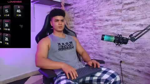 EDWARD CLARCK online show from October 7, 1:58 am