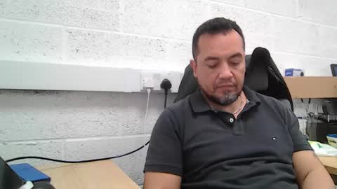 Snapshot of edwill13 chatting on February 27, 10:59 am EdM online show from February 27, 10:59 am