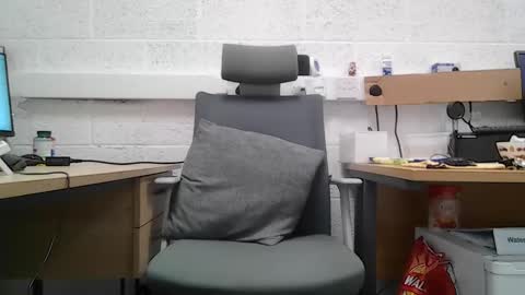 Snapshot of edwill13 chatting on March 12, 11:05 am EdM online show from March 12, 11:05 am