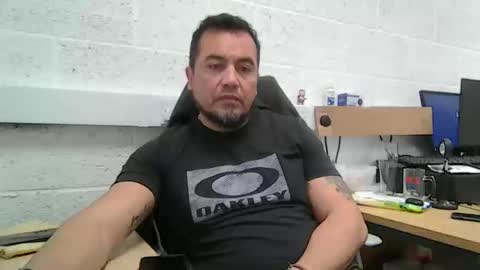 Snapshot of edwill13 chatting on March 19, 10:41 am EdM online show from March 19, 10:41 am