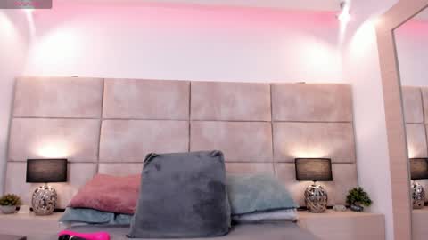 Snapshot of eevee_taylor chatting on April 10, 1:11 am Eevee online show from April 10, 1:11 am