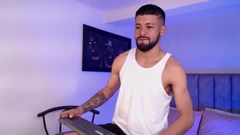 eevil_boys_77 online show from October 26, 1:39 pm