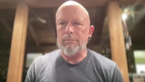 Snapshot of eevilempire chatting on March 9, 5:50 pm Harley Biker online show from March 9, 5:50 pm