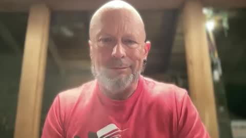 Snapshot of eevilempire chatting on March 19, 12:25 am Harley Biker online show from March 19, 12:25 am