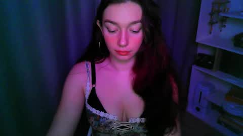 effie_balconii online show from November 26, 2:07 pm