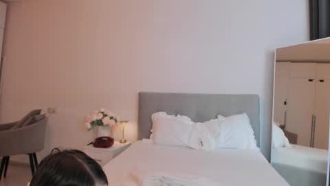 Effie Mur online show from November 16, 5:57 am