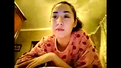 Snapshot of effy007 chatting on February 27, 2:10 pm Effy online show from February 27, 2:10 pm