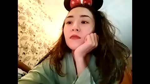 Effy online show from November 14, 2:38 pm