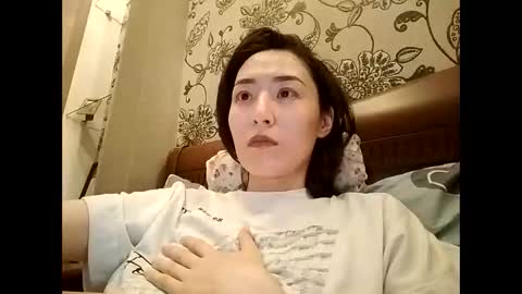 Effy online show from May 11, 4:04 pm