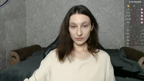 Snapshot of effy_gray chatting on July 5, 11:34 pm Anna online show from July 5, 11:34 pm