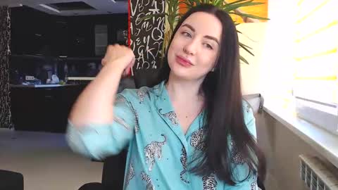 Snapshot of effy_m chatting on January 29, 9:44 am Effy online show from January 29, 9:44 am