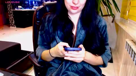 Effy online show from October 6, 6:38 pm
