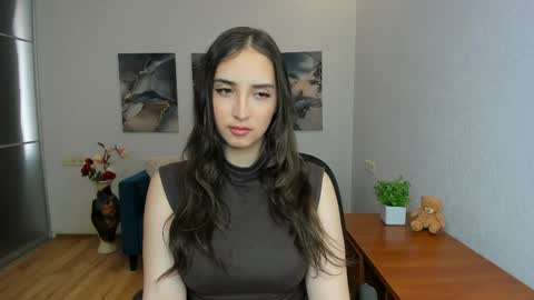 Effy Royse online show from May 15, 5:47 am