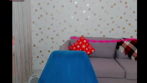 Snapshot of effyangel chatting on December 21, 11:55 am Effy online show from December 21, 11:55 am