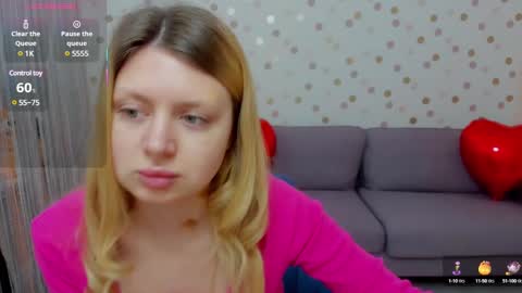 Snapshot of effyangel chatting on February 14, 6:23 am Effy online show from February 14, 6:23 am