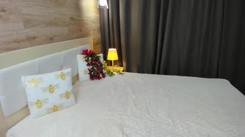 Snapshot of effyangel chatting on September 25, 5:55 am Effy online show from September 25, 5:55 am