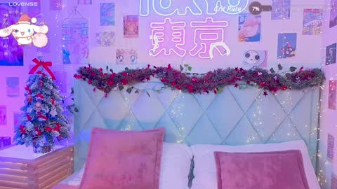 Snapshot of effyevans2 chatting on December 27, 10:23 am - new video where i CUM in BIO online show from December 27, 10:23 am