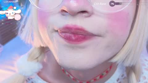 Snapshot of effyevans2 chatting on January 11, 11:23 am - new video where i CUM in BIO online show from January 11, 11:23 am