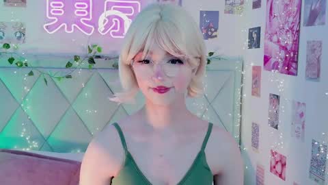 Snapshot of effyevans2 chatting on February 1, 7:26 am - new video where i CUM in BIO online show from February 1, 7:26 am