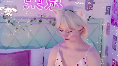 Snapshot of effyevans2 chatting on February 22, 7:12 am - new video where i CUM in BIO online show from February 22, 7:12 am