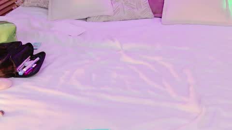 Snapshot of effyevans2 chatting on September 11, 4:56 am - new video where i CUM in BIO online show from September 11, 4:56 am