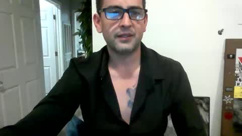 Snapshot of eguevara555500 chatting on April 29, 11:47 am SilverBulture online show from April 29, 11:47 am