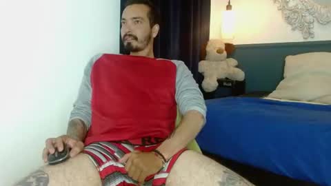 Snapshot of eidan_luxe chatting on July 7, 8:46 pm EIDE online show from July 7, 8:46 pm