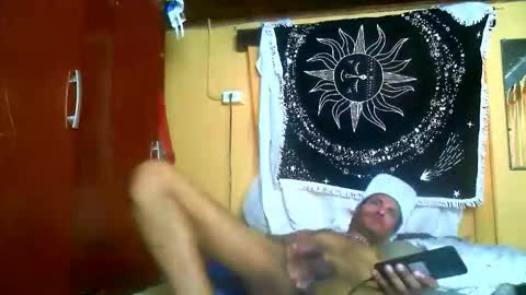 Snapshot of eiddwar chatting on February 15, 10:25 am eiddwar online show from February 15, 10:25 am