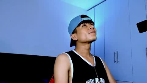 eiden_allenx1 online show from December 1, 4:29 pm