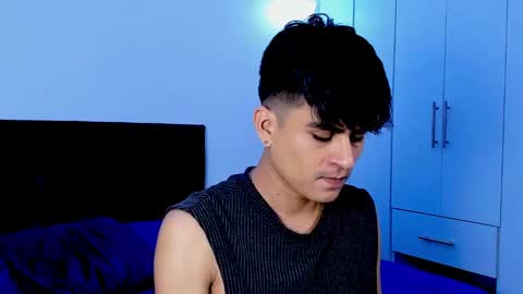 eiden_allenx1 online show from December 5, 12:55 pm