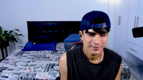 eiden_allenx1 online show from December 23, 2:50 pm