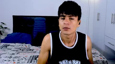 eiden_allenx1 online show from December 24, 12:11 pm