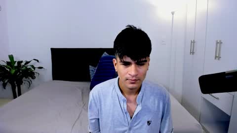 eiden_allenx1 online show from January 3, 11:25 am