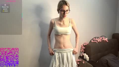 eileencrowday online show from April 28, 3:00 am
