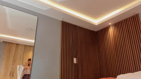 Eilin online show from January 17, 12:31 pm